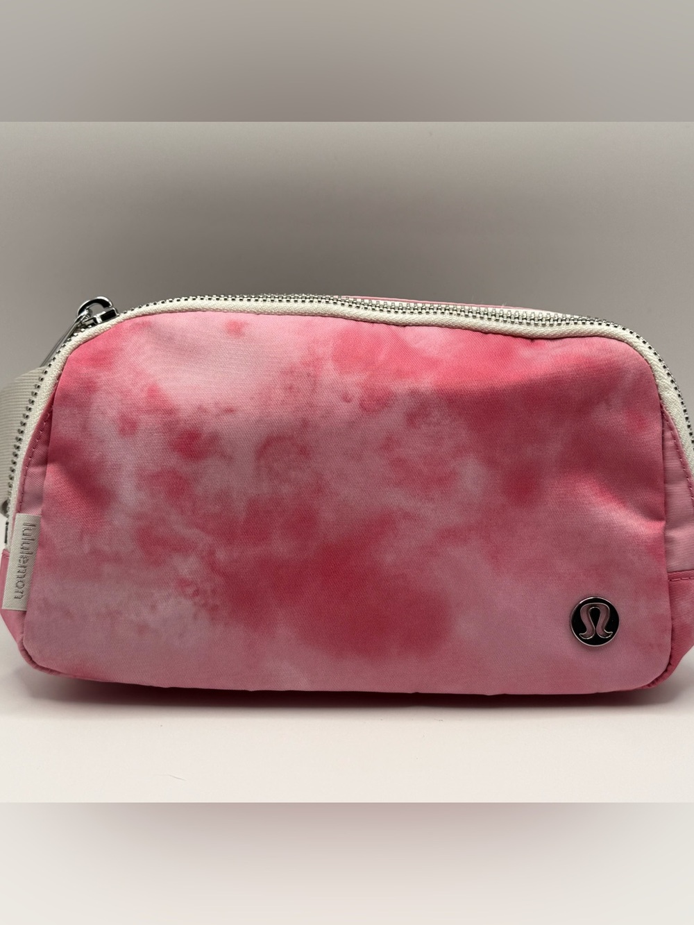 #425 Lululemon Everywhere Belt Bag 1L Spray Leopard Emboss Pink Light Ivory NWT